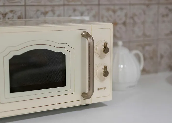 Bright & Modern In The Center By Renters * Posen